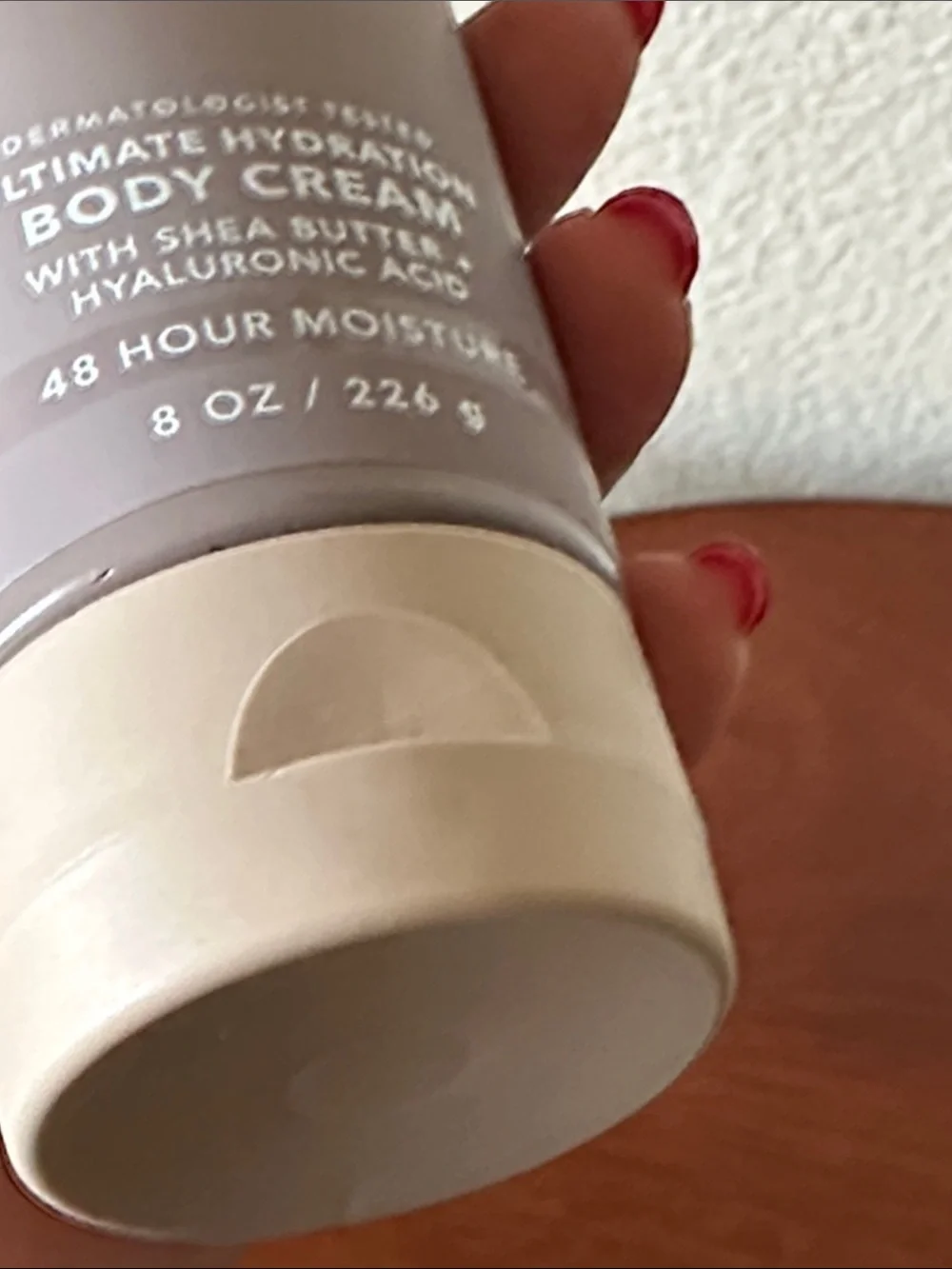 Bath & Body Works Warm Musk Ultimate Hydration Body Cream - Beige